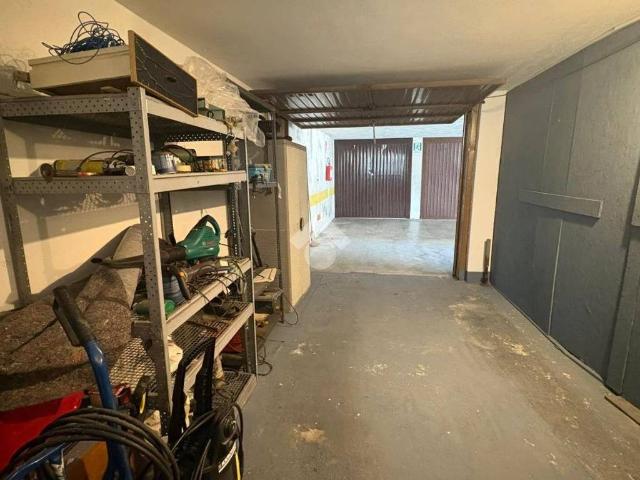 Box / Garage in vendita a Senago MI