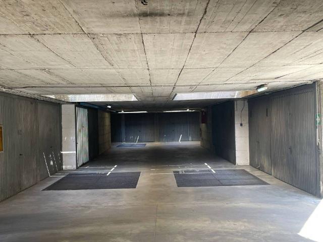 Box / Garage in vendita a Sesto San Giovanni MI