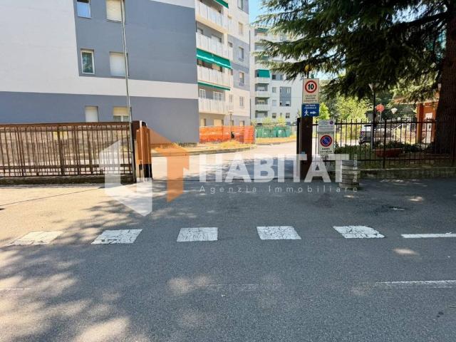 Box / Garage in vendita a Sesto San Giovanni MI