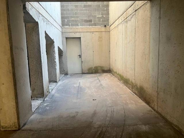 Box / Garage in vendita a Sesto San Giovanni MI