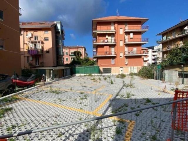 Box / Garage in vendita a Sestri Levante GE