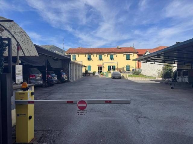 Box / Garage in vendita a Sestri Levante GE