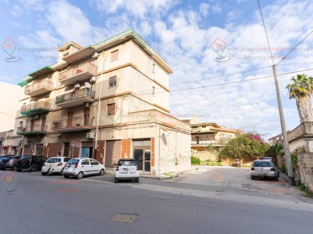 Box / Garage in vendita a Siracusa SR