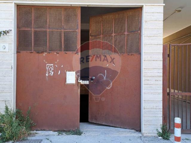 Box / Garage in vendita a Siracusa SR