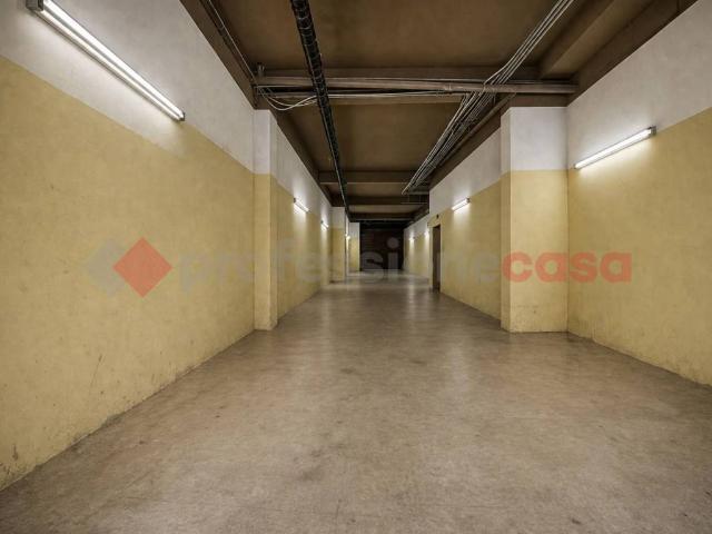 Box / Garage in vendita a Siracusa SR