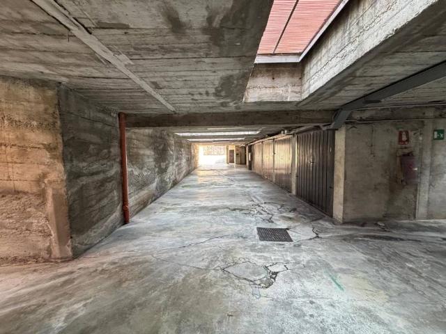 Box / Garage in vendita a Sondrio SO