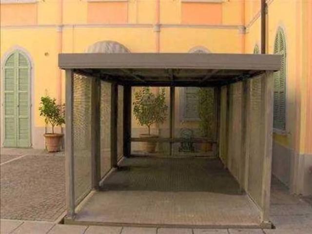 Box / Garage in vendita a Soresina CR