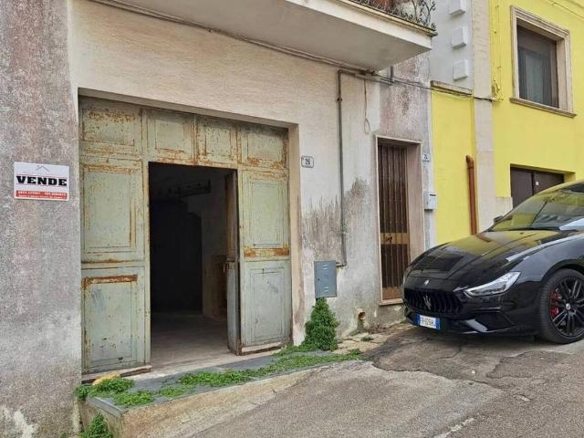 Box / Garage in vendita a Specchia LE