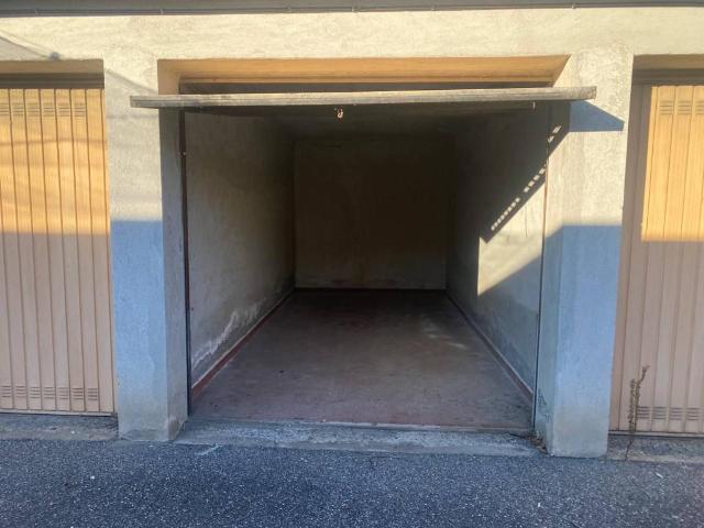 Box / Garage in vendita a Strambino TO