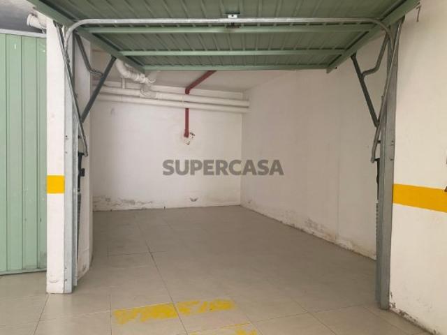 BOX DE GARAGEM MONTE BELO SUL