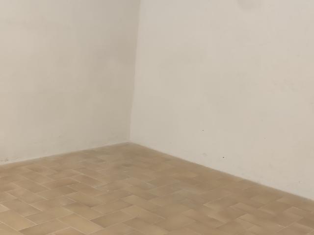 BOX DE STOCKAGE 6 m2 SITUE DANS LE CENTRE DE SIX FOURS