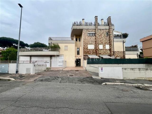 Box di 15 mq a Talenti, Monte Sacro, Nuovo Salario Roma