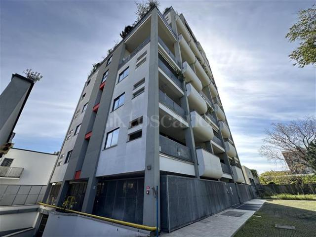 Box di 15 mq a Famagosta, Barona Milano