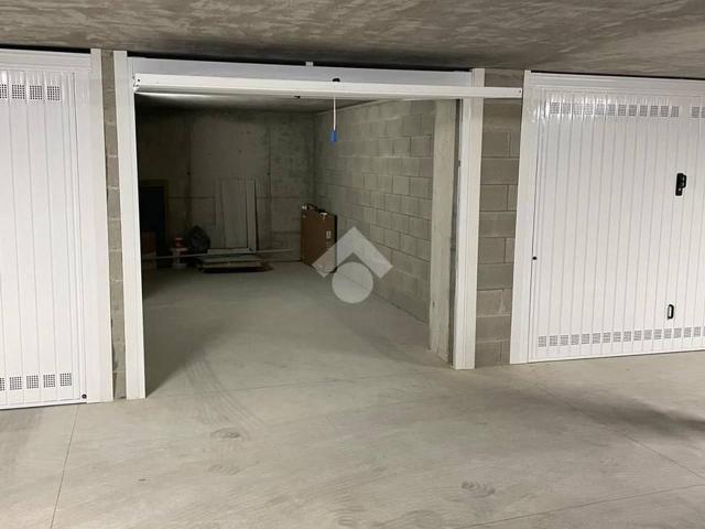 Box in affitto a Novara