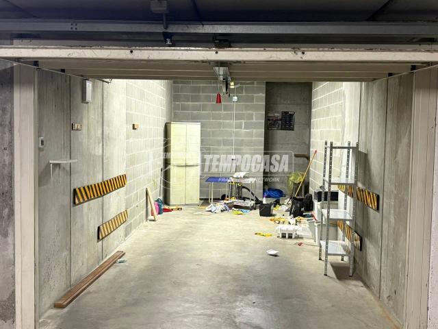 Box in affitto a Lissone