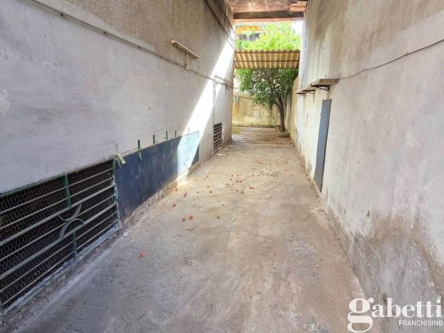 Box in affitto a Pomigliano D'Arco
