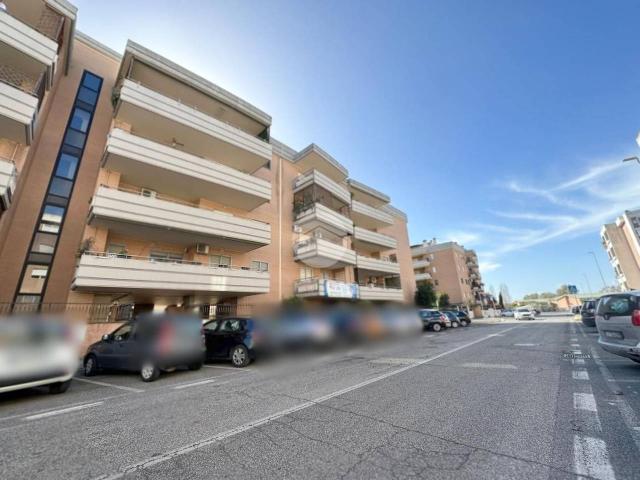 Box in affitto a Roma