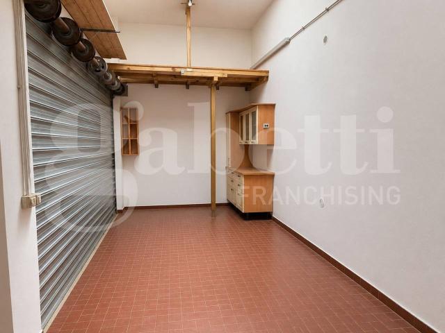 Box in affitto a Roma