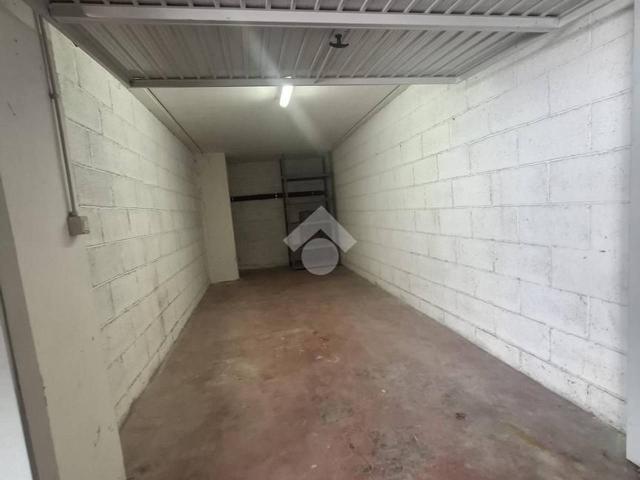 Box in affitto a Roma