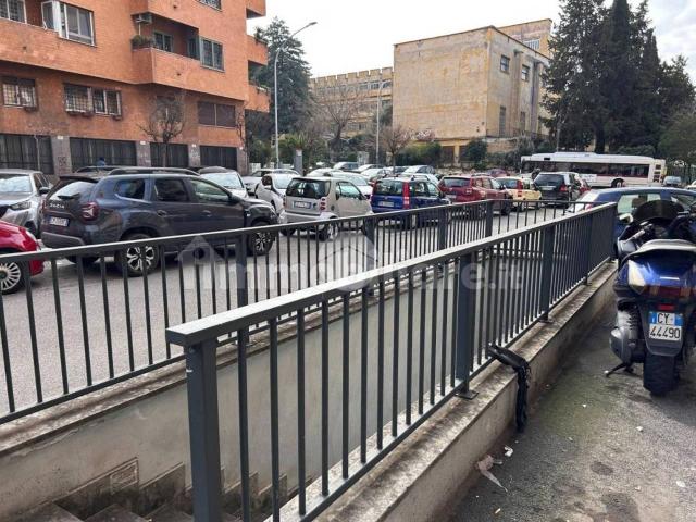 Box in affitto a Roma