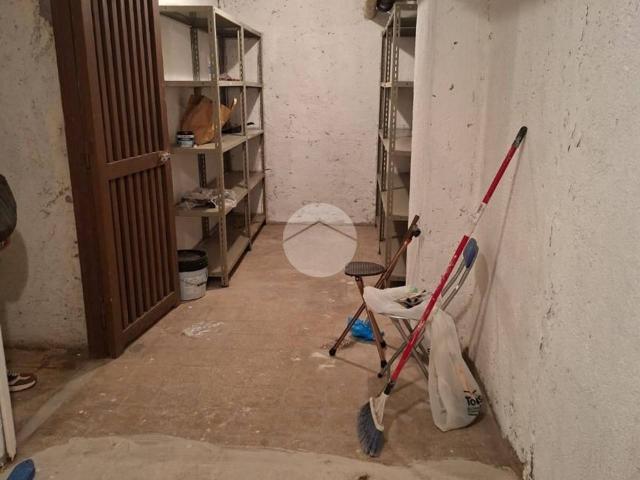 Box in affitto a Roma