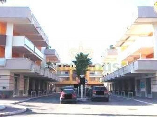 Box in affitto a San Prisco