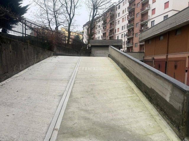 Box in vendita a Milano