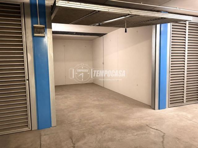 Box in vendita a Milano
