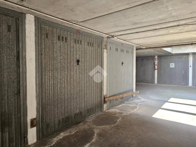 Box in vendita a Milano