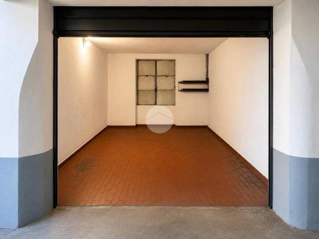 Box in vendita a Milano