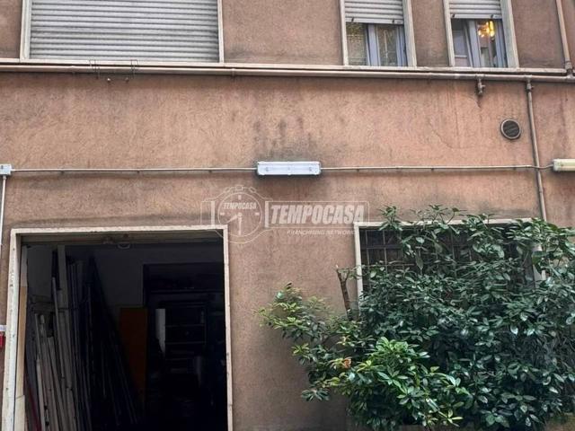 Box in vendita a Milano