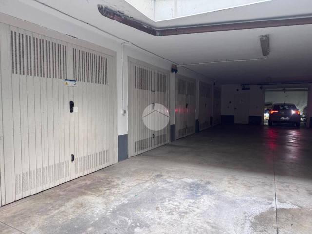 Box in vendita a Milano