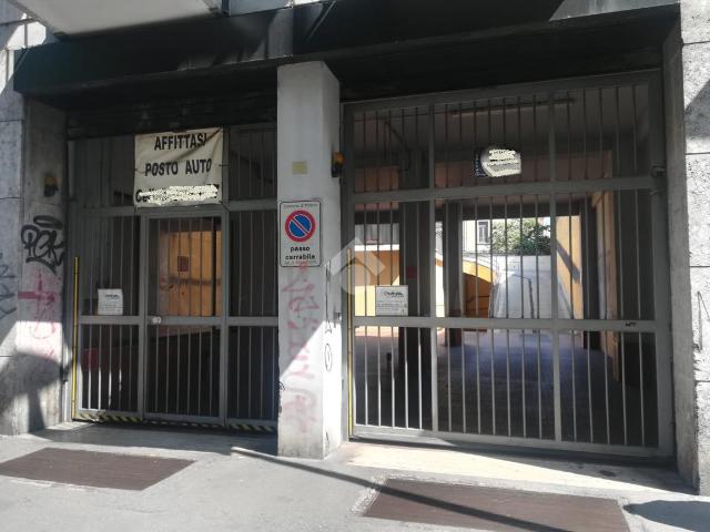 Box in vendita a Milano