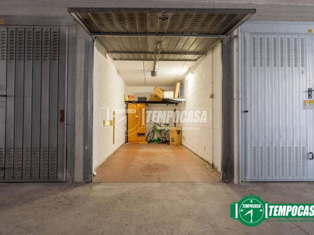 Box in vendita a Milano