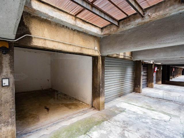 Box in vendita a Milano