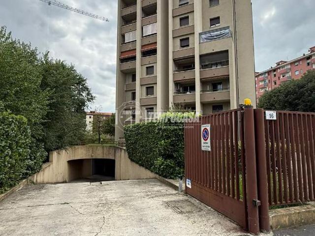 Box in vendita a Milano