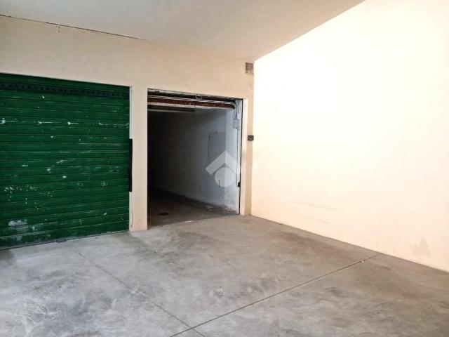 Box in vendita a Milano