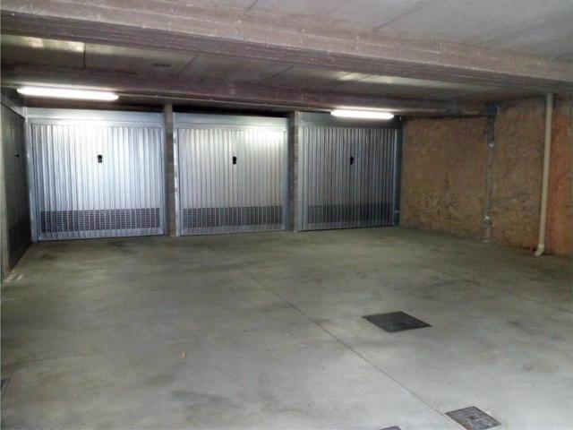 Box in vendita a Monza