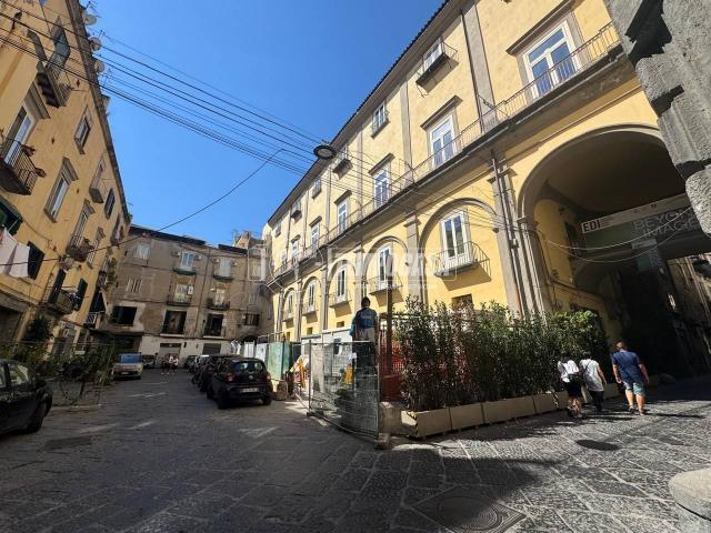 Box in vendita a Napoli