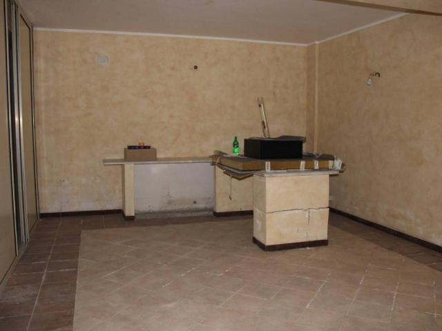 Box in vendita a Aci Catena