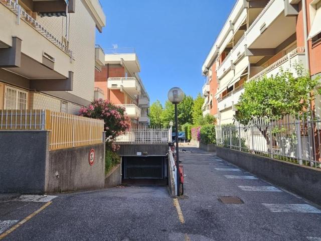 Box in vendita a Albenga