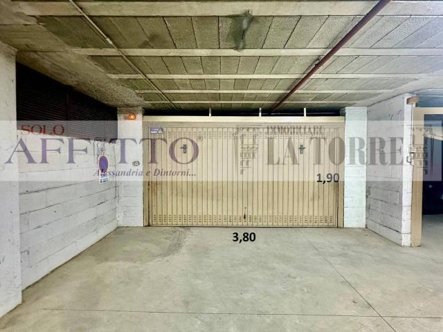 Box in vendita a Alessandria
