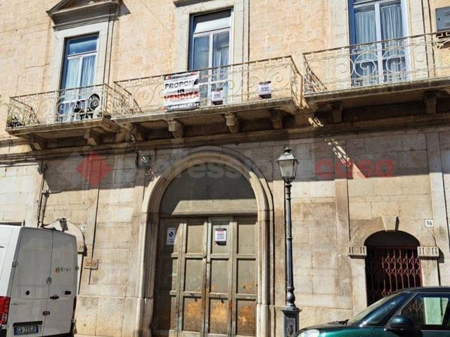 Box in vendita a Andria