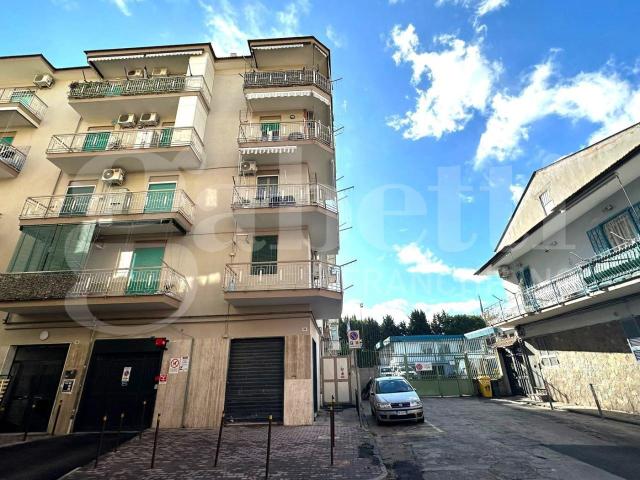 Box in vendita a Arzano