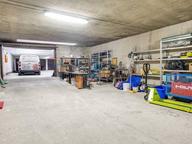 Box in vendita a Busto Arsizio