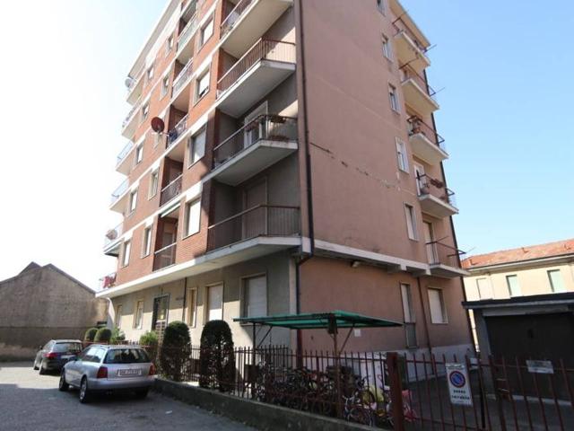 Box in vendita a Busto Arsizio