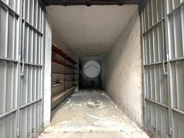 Box in vendita a Biella