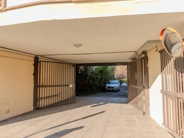 Box in vendita a Bologna