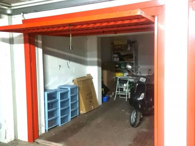 Box in vendita a Bologna