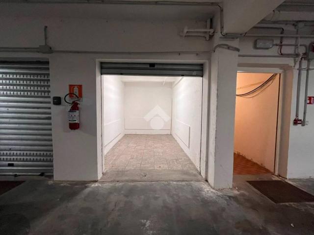 Box in vendita a Brescia